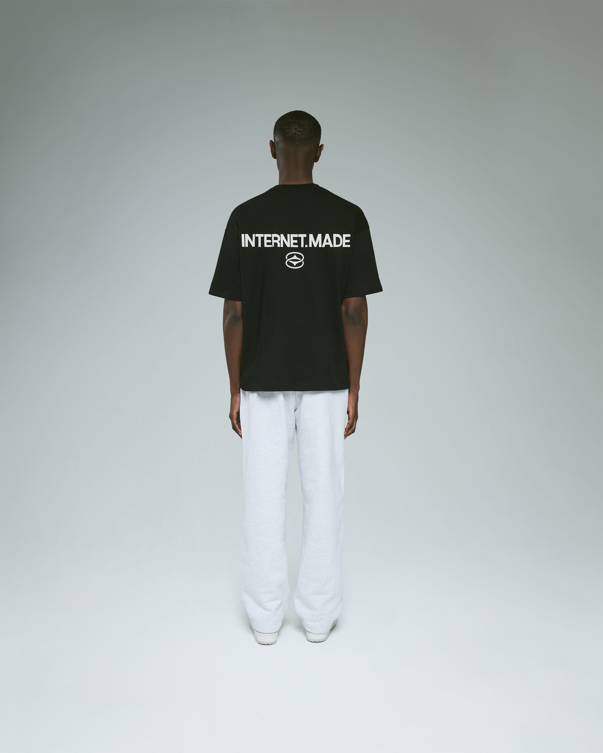 Logo T-Shirt / Black