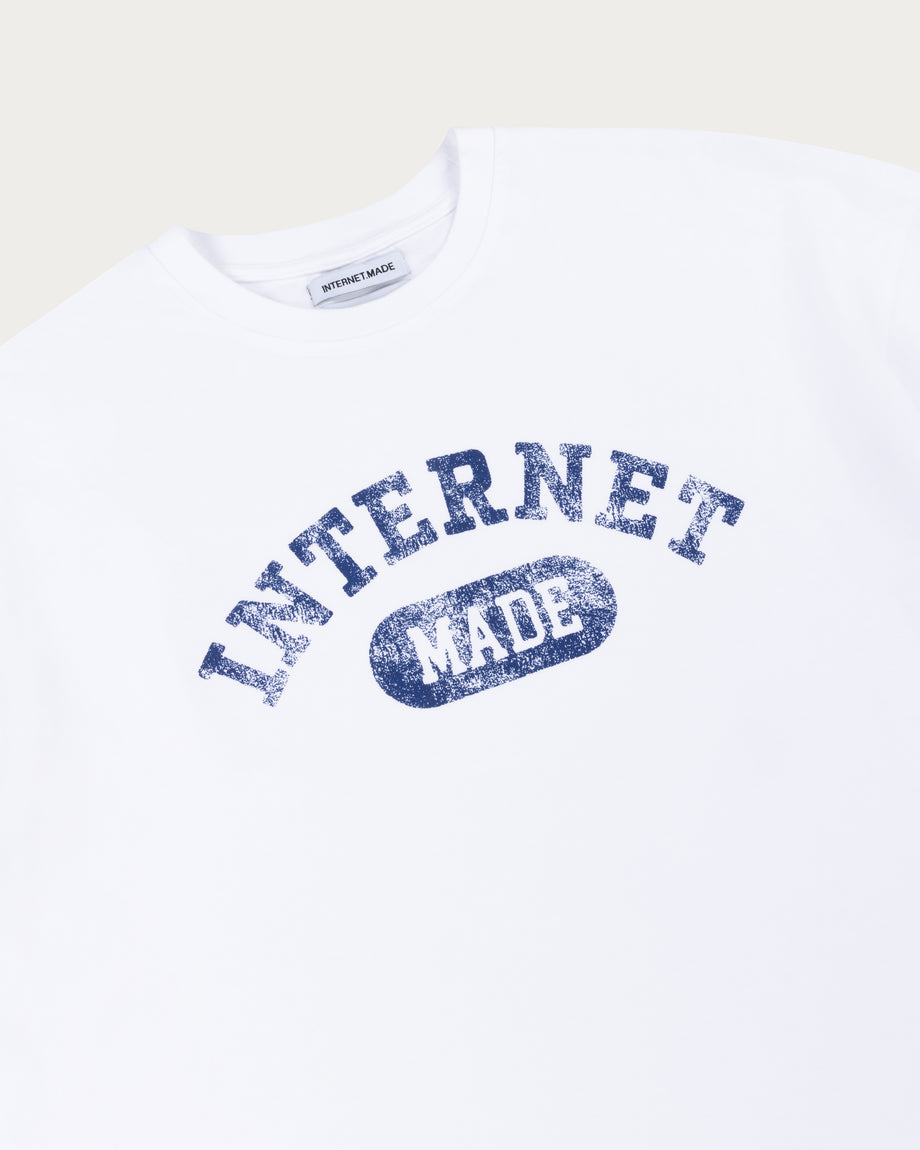 College T-Shirt / White