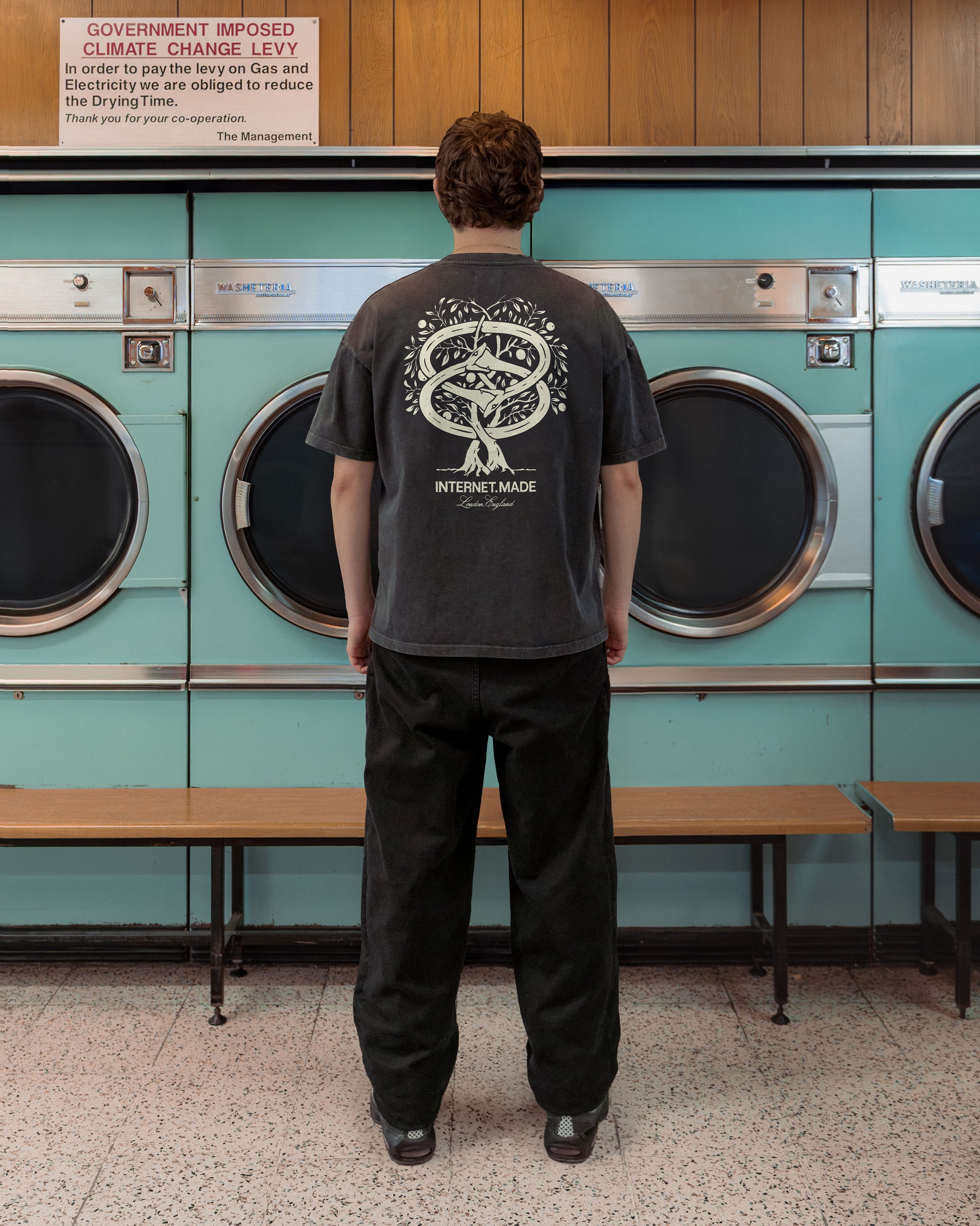 No Snakes Ouroboros T-Shirt / Washed Black