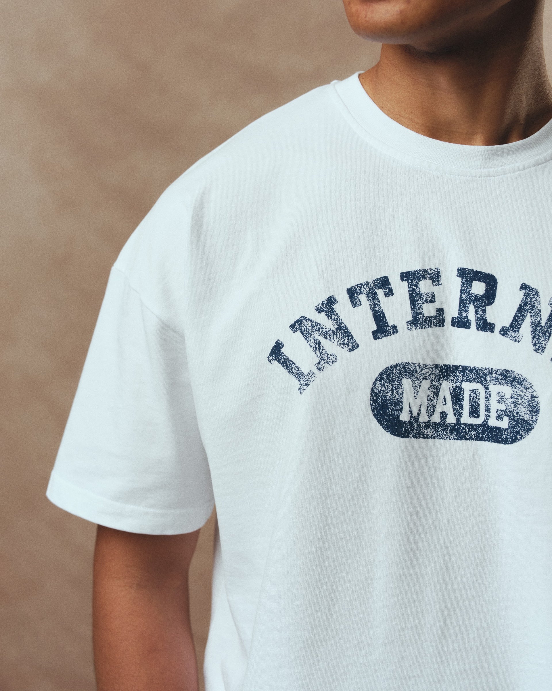 College T-Shirt / White