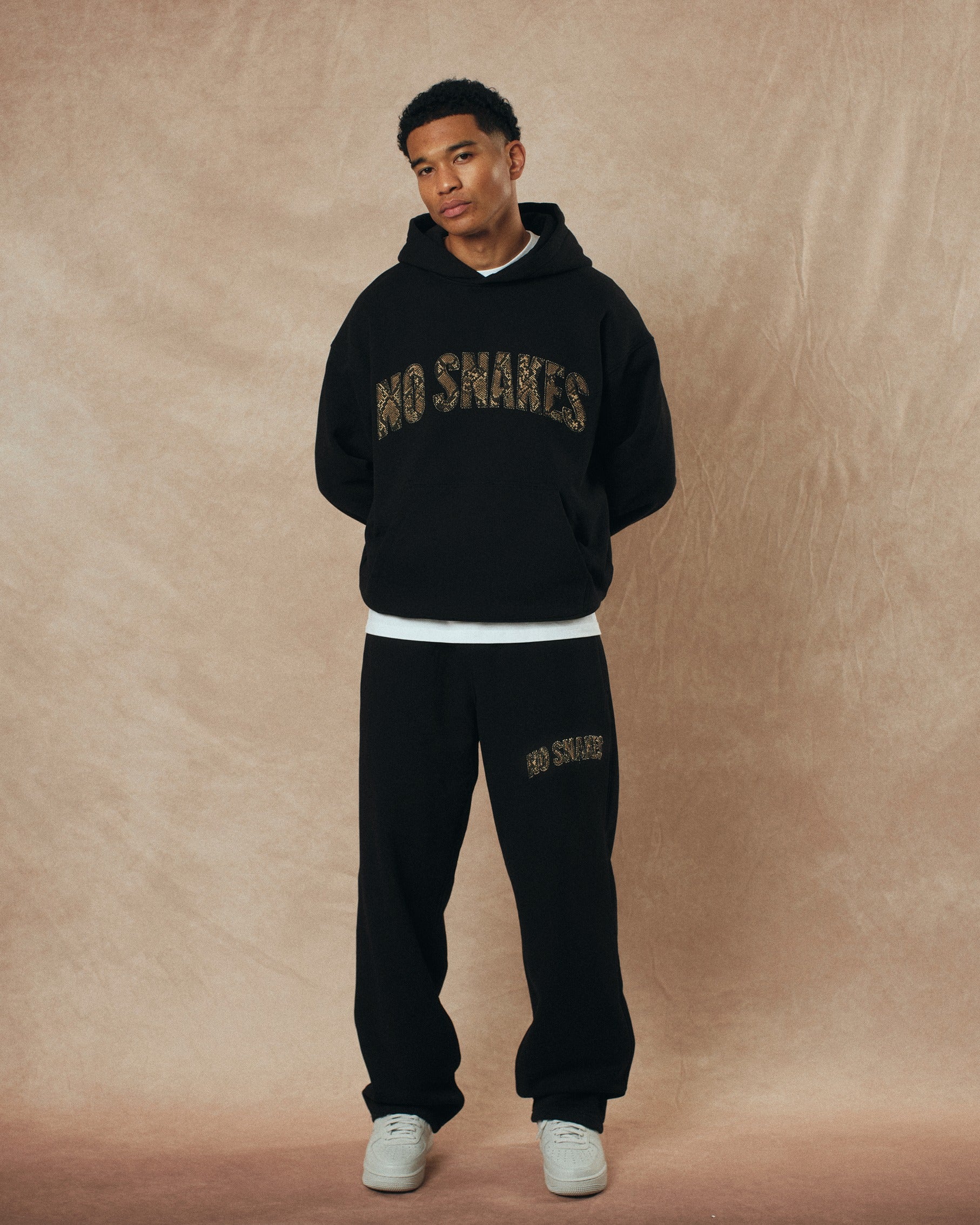 No Snakes Snakeskin Sweatpants / Black