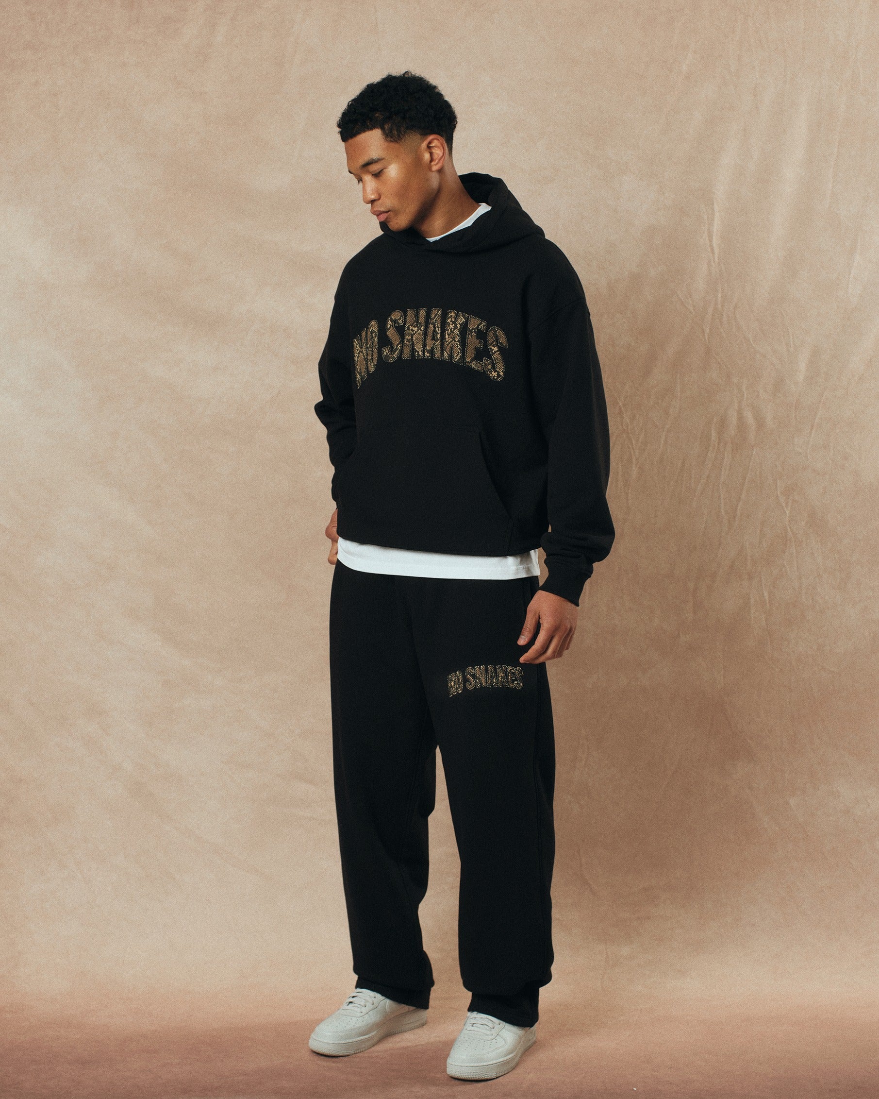 No Snakes Snakeskin Sweatpants / Black